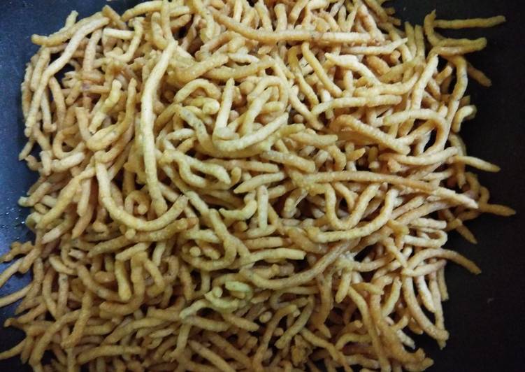 How to Make Super Quick Homemade Besan Sev