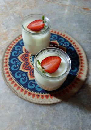 Une photo de Crème yaourt 🥄