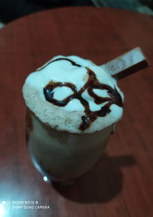 মিল্কশেক (Milkshake recipe in bengali) রেসিপির প্রধান ছবি
