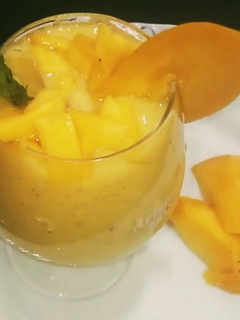 A picture of Mango Curd Smoothie.