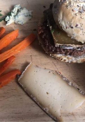 Une photo de Burger montagnard
