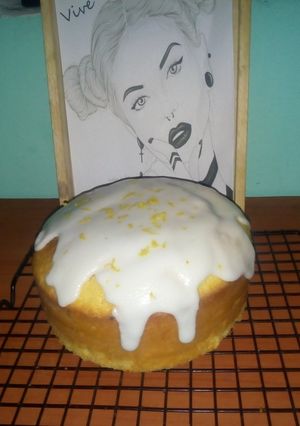 Una foto de Torta /&/o budín de limón/