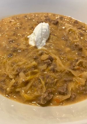 Darált húsos, savanyú káposztaleves recept fotója