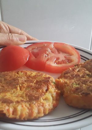 Una foto de Hamburguesas de Zanahoria🥕🥕🍔😜!!!