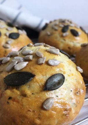 Fitnessbrötchen mit Möhren und Zucchini Rezepthauptbild