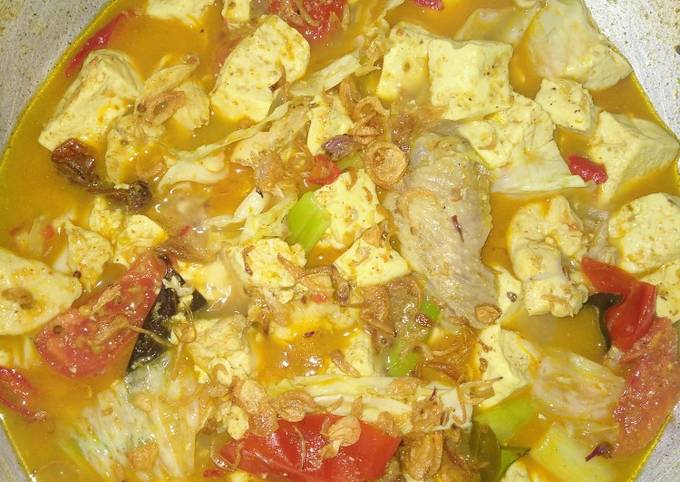 Langkah Mudah untuk Menyiapkan Tongseng ayam tahu, Enak Banget