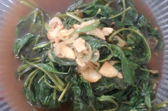 Bagaimana Membuat Cah kangkung saus tiram Anti Gagal