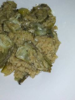 Una foto de Risotto con alcachofa