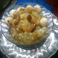 A picture of Aloo ka halwa.