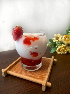 Foto resep Korean Strawberry Milk 🍓 🍓 🍓