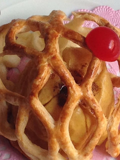 Una foto de Esferas de hojaldre con manzanas asadas