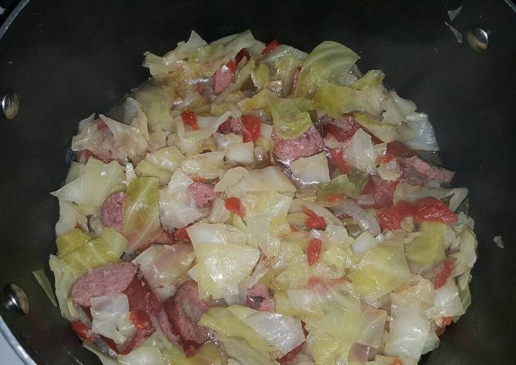 Recipe of Speedy Boiled cabbage and beef sausage