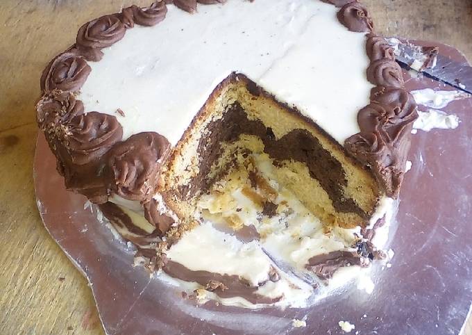 Marble cake decorated with Royal icing