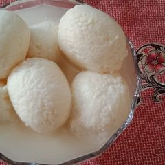 A picture of Cham Cham / RasGulla😍.