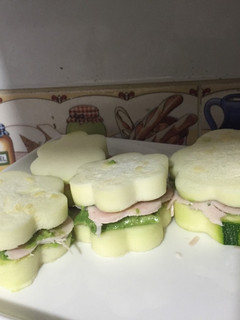 Una foto de Flor de zapallo italiano relleno 😋