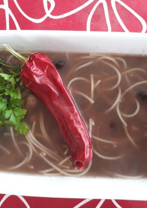 Una foto de Sopita de porotos con cabello de Ángel. 😇