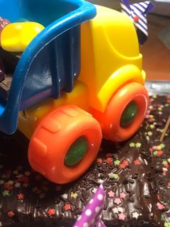 Una foto de Bizcocho de chocolate para un cumpleaños infantil