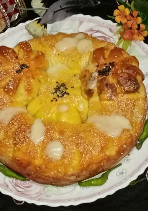 A picture of Beef mince cheese taco ring in pateela.