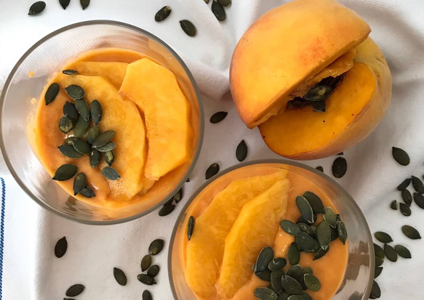 Gazpacho de melocot贸n馃崙