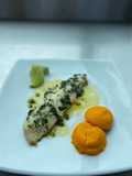 Pescado plano en cocción unilateral, flan de zanahoria con salsa de hierbas 🌿