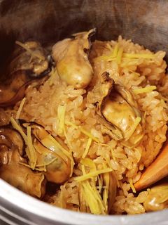 東販小食堂：基礎和食 牡蠣飯 的食譜成品照片