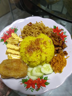 Foto resep Nasi Kuning versi Rice Cooker