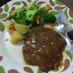 รูปของ Steak sapi Black pepper #kitaberbagi