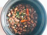 A picture of bao tử cá basa kho