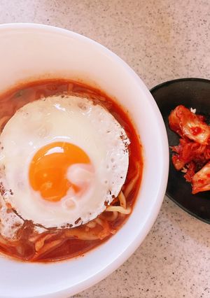 A picture of Healthy Korean-Style Ramen with Shirataki Noodles.