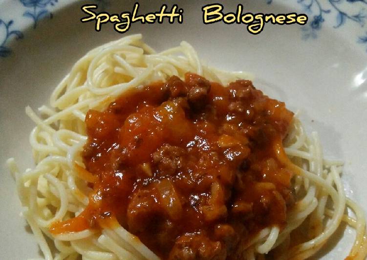 makanan Spaghetti Bolognese yang Lezat Sekali