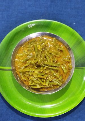 A picture of Cluster beans sabji in curd.