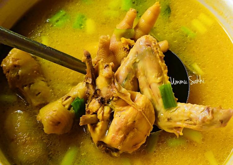 Langkah Mudah untuk Menyiapkan Soto Ayam (resep kuah soto), Enak Banget