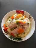 Pollo arvejado con puré