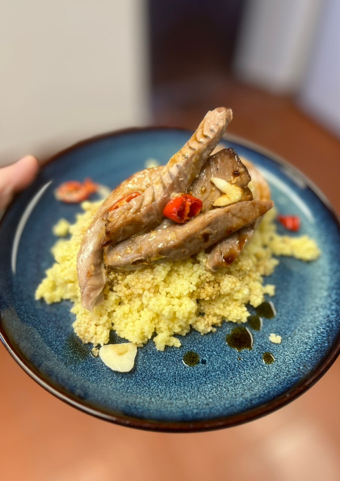 Una foto de Atún rojo con jengibre y naranja en airfryer