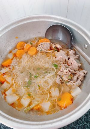 Hình của món Phở bò keto.