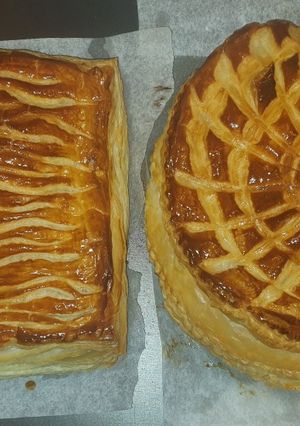 Une photo de -Galette choco-amande-pralin-