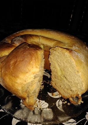 Una foto de Pan de leche, relleno con crema pastelera