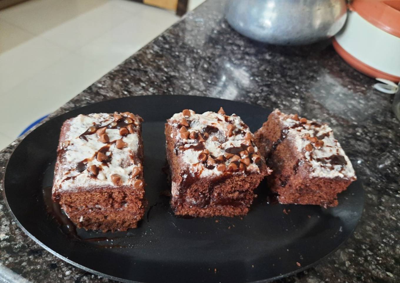 Chocolate cake pastries