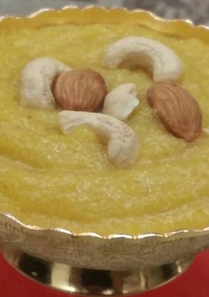 A picture of Suji Ka Halwa.