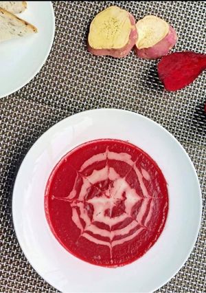Hình của món Súp củ dền.