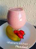 Banana and strawberry smoothie🍌🍓