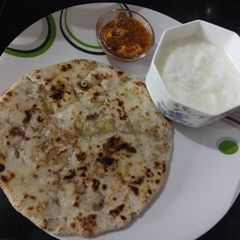 A picture of Tandoori aloo paratha.