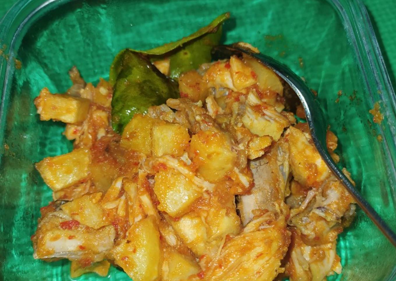 Kentang suir ayam balado