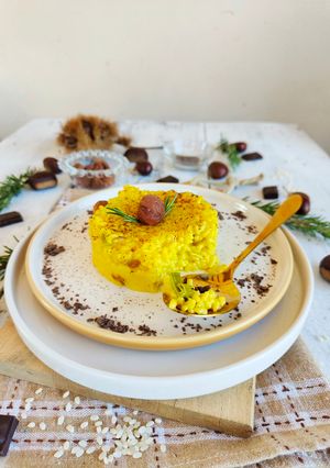 Foto di Risotto zafferano, castagne e cioccolato fondente