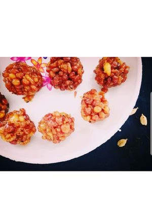 A picture of Bundi ke laddu.