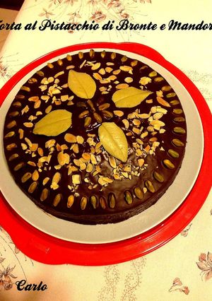 Foto di Torta al Pistacchio di Bronte e Mandorle