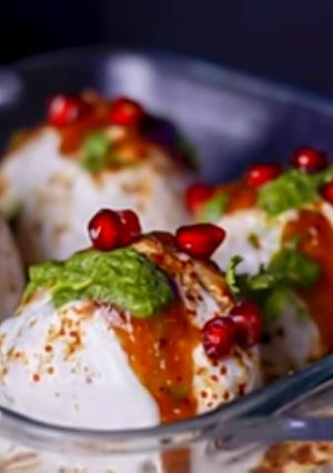 A picture of Instant dahi vada.