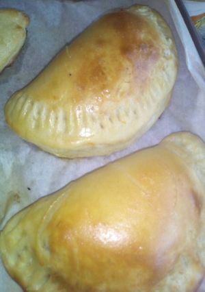 A picture of Bacon &cabbage pies.
