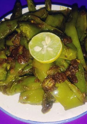 मसाला मिर्ची(masala mirchi recipe in hindi) रेसिपी मुख्य फोटो