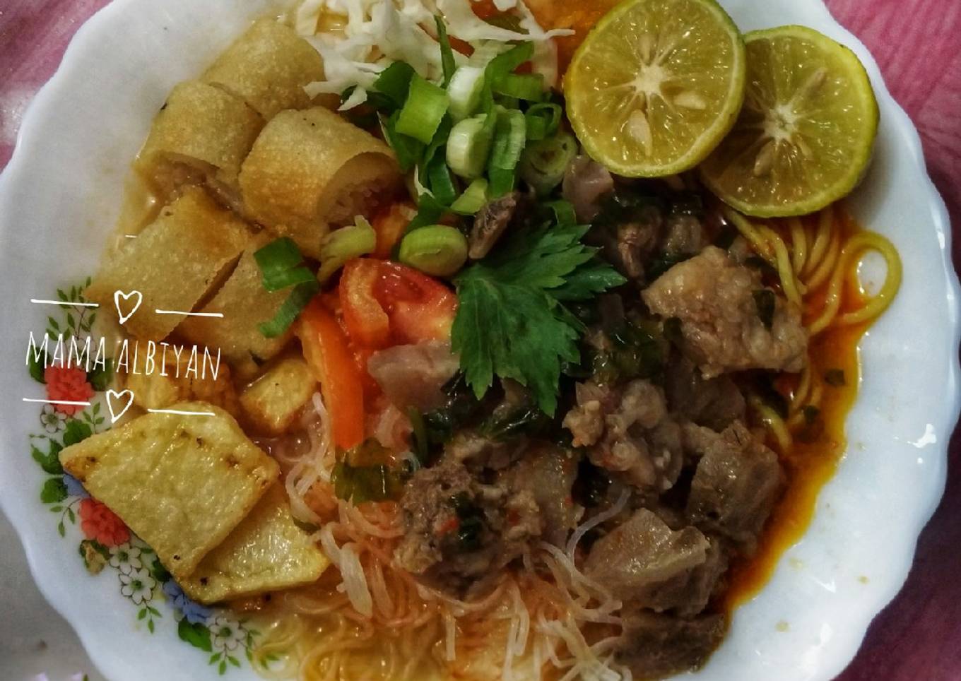 46. Soto Mie Bogor Kuah Merah